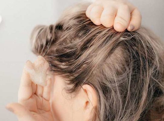 quy trình chăm sóc tóc - cách tẩy tế bào chết cho da đầu 